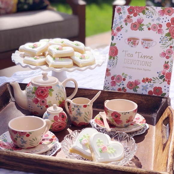 Collectable Kids Tea Set - Daughter of The King Collection - Mary & Martha NIB - Picture 2 of 6